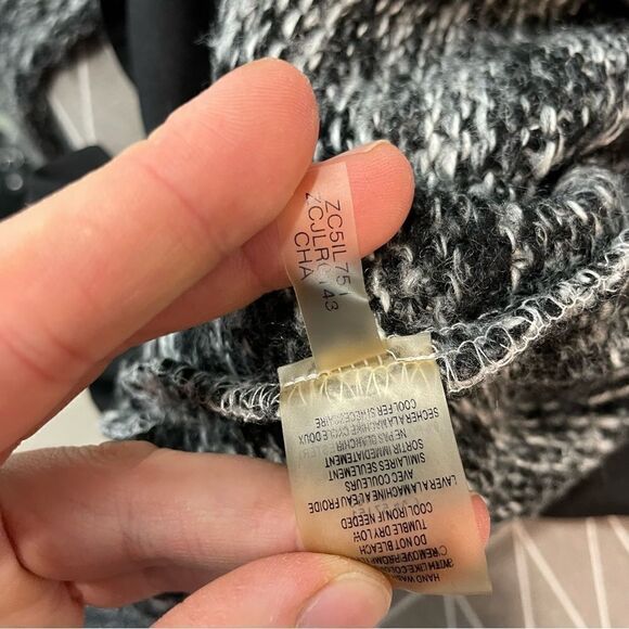 Calvin Klein GRAY MELANGE LEATHER Shoulder SWEATER  SIZE L - Picture 9 of 11